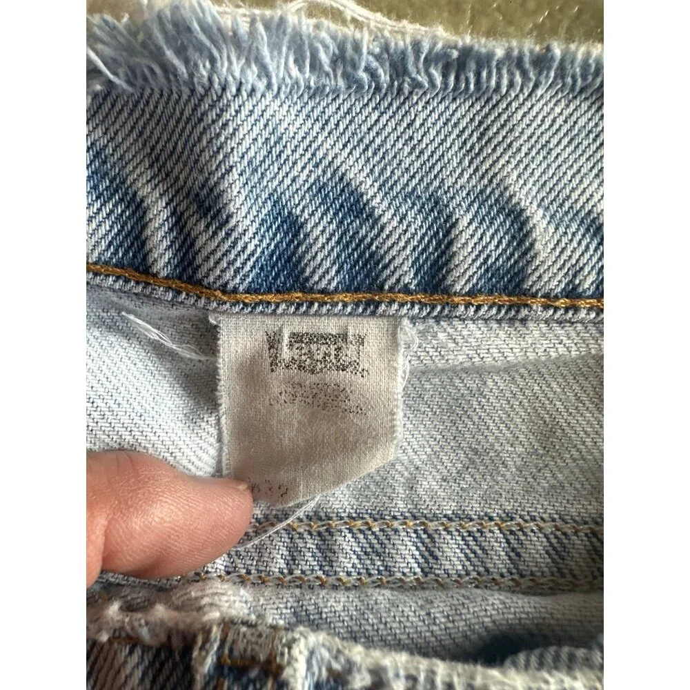 VTG Levi’s 505 Denim Shorts Men’s 32 Regular Fit USA Made 90s Light Wash‎ Jorts
